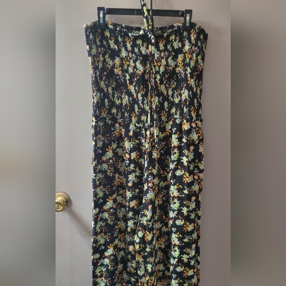 Next Black Floral Jumpsuit With Pockets And Strape To Tie Around Neck. Sz 18